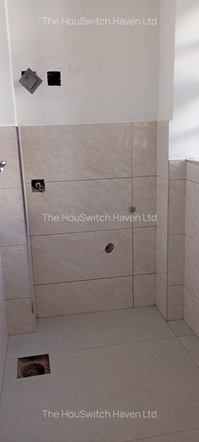 2 Bed Apartment with En Suite at Brookside - 4