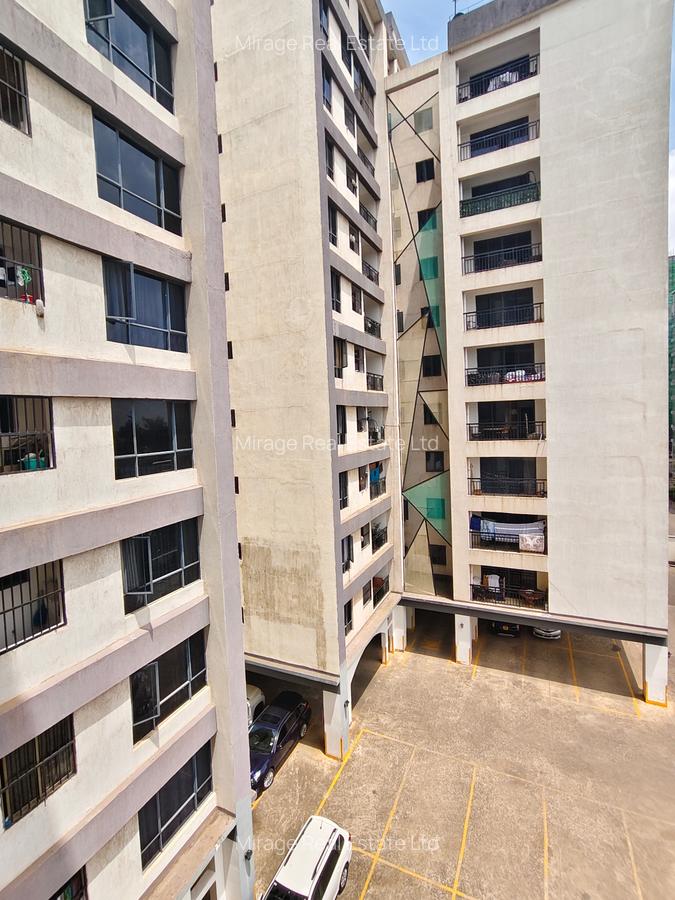 2 Bed Apartment with Swimming Pool in Kilimani - 8