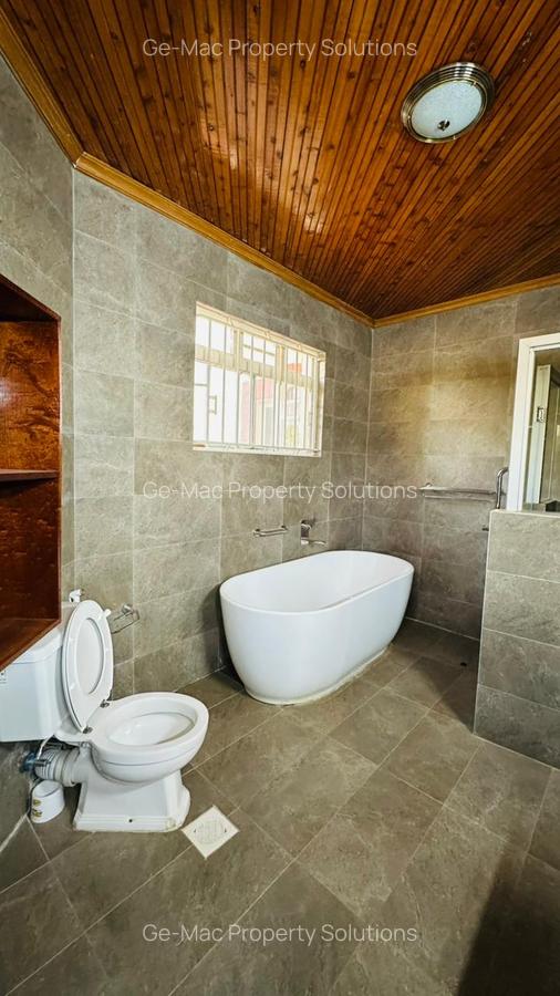 5 Bed House with En Suite in Runda - 13