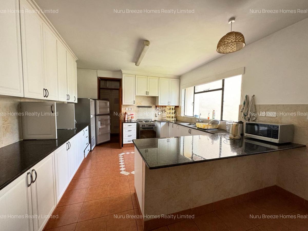 3 Bed Apartment with En Suite in Kilimani - 9