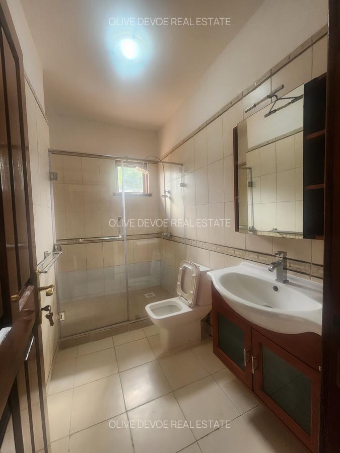 5 Bed Villa with En Suite in Karen - 3