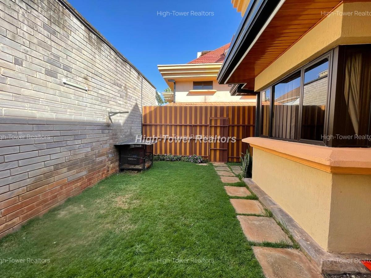 4 Bed Townhouse with En Suite in Runda - 19