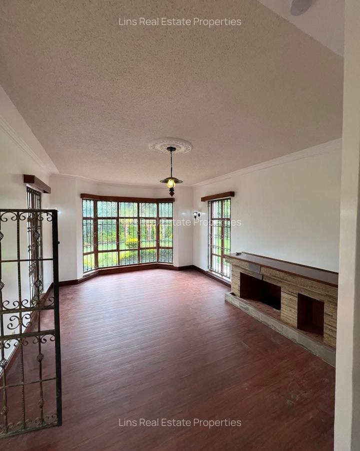 5 Bed Townhouse with En Suite in Runda - 14