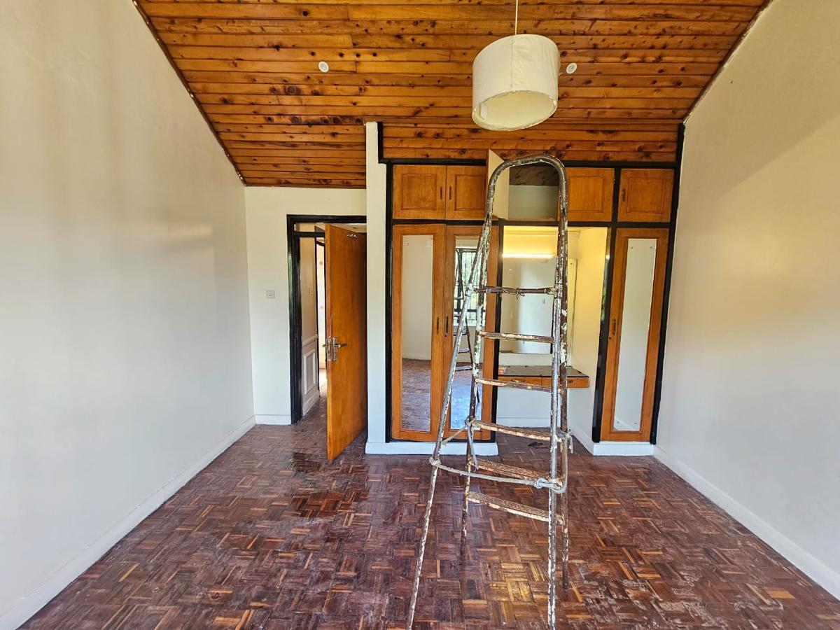 4 Bed House with En Suite in Runda - 7