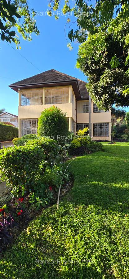 5 Bed House with En Suite at Runda Road - 4
