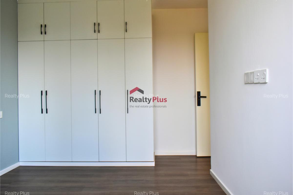 2 Bed Apartment with En Suite in Kilimani - 5