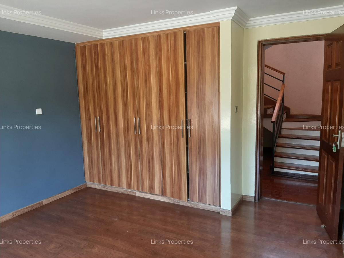 4 Bed Townhouse with En Suite at Karen - 11
