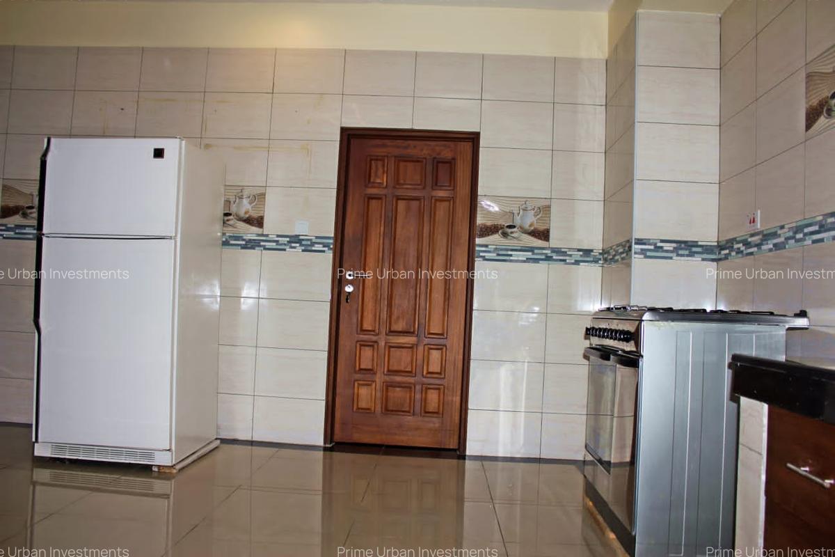 Serviced 3 Bed Apartment with En Suite in Kongowea - 11