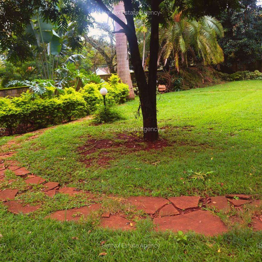 7 Bed Townhouse with Staff Quarters at Kyuna Crescent - 5