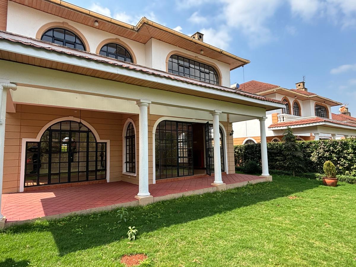 4 Bed Villa with En Suite in Kiambu Road - 11