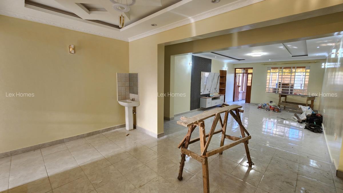 3 Bed House with En Suite at Rimpa - 3