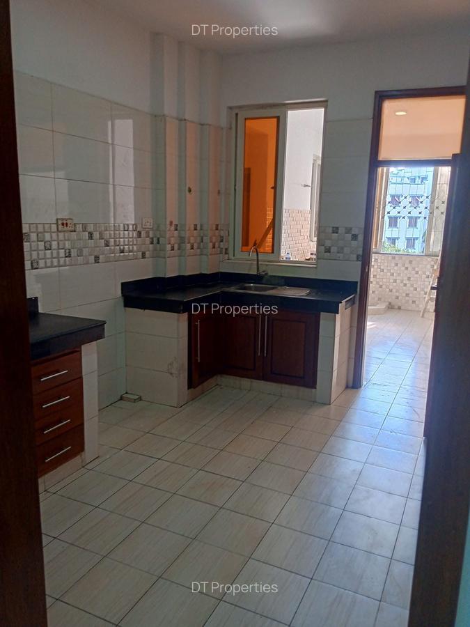 3 Bed House at Tudor - 8