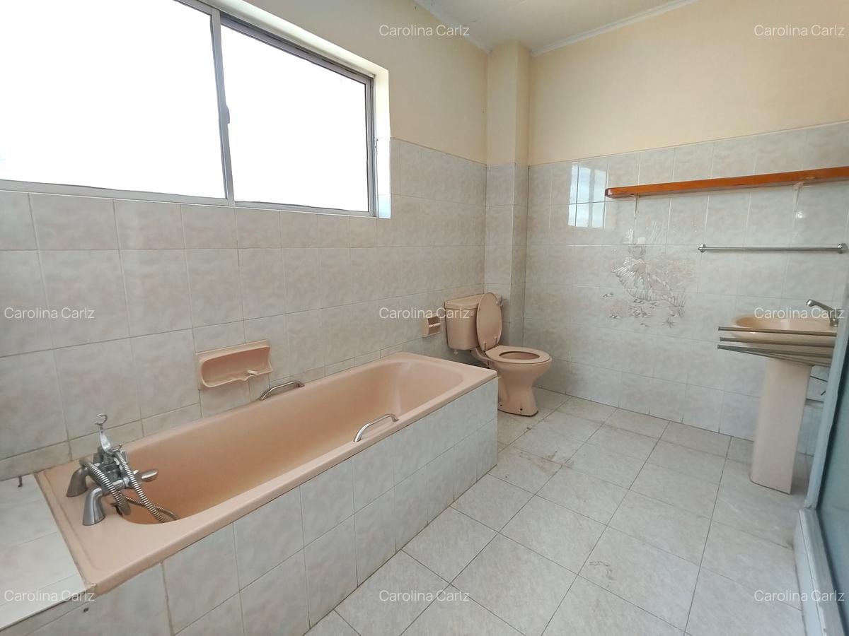 4 Bed House with En Suite at Old Kitisuru - 17