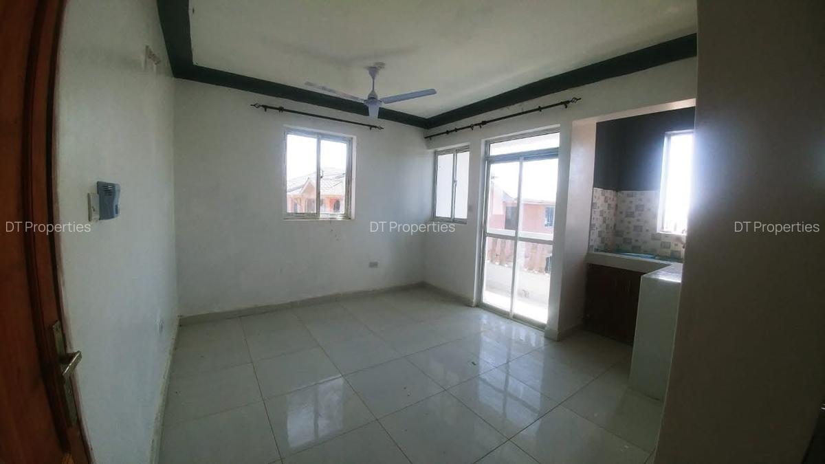 7 Bed House with Swimming Pool at Nyali - 6