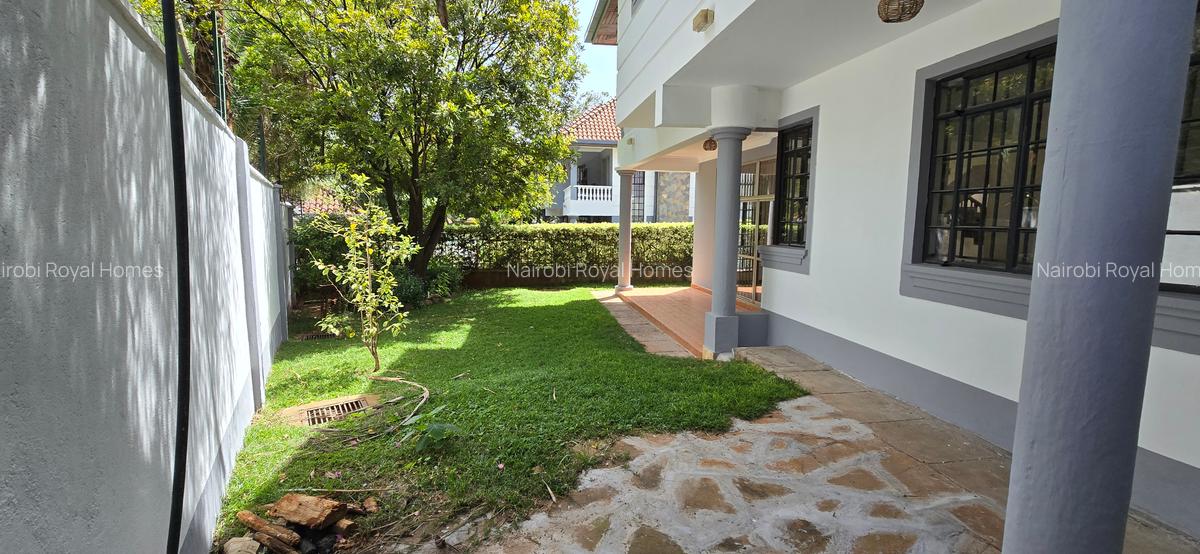 4 Bed Townhouse with En Suite at Lavington Green - 4