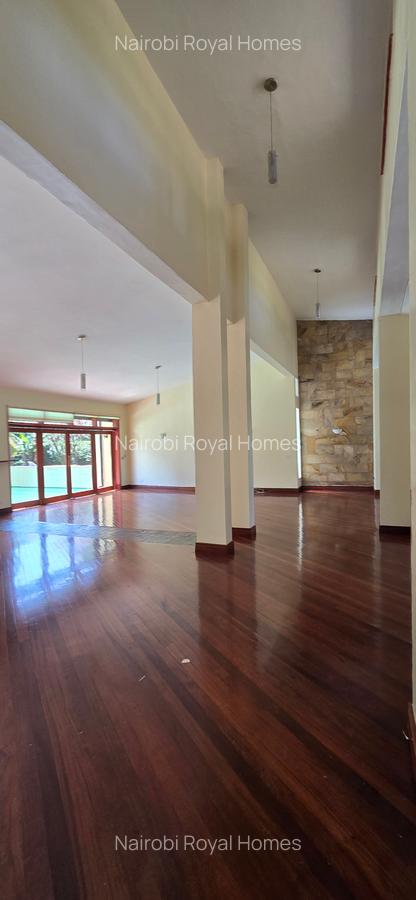 5 Bed House with En Suite at Runda Road - 18