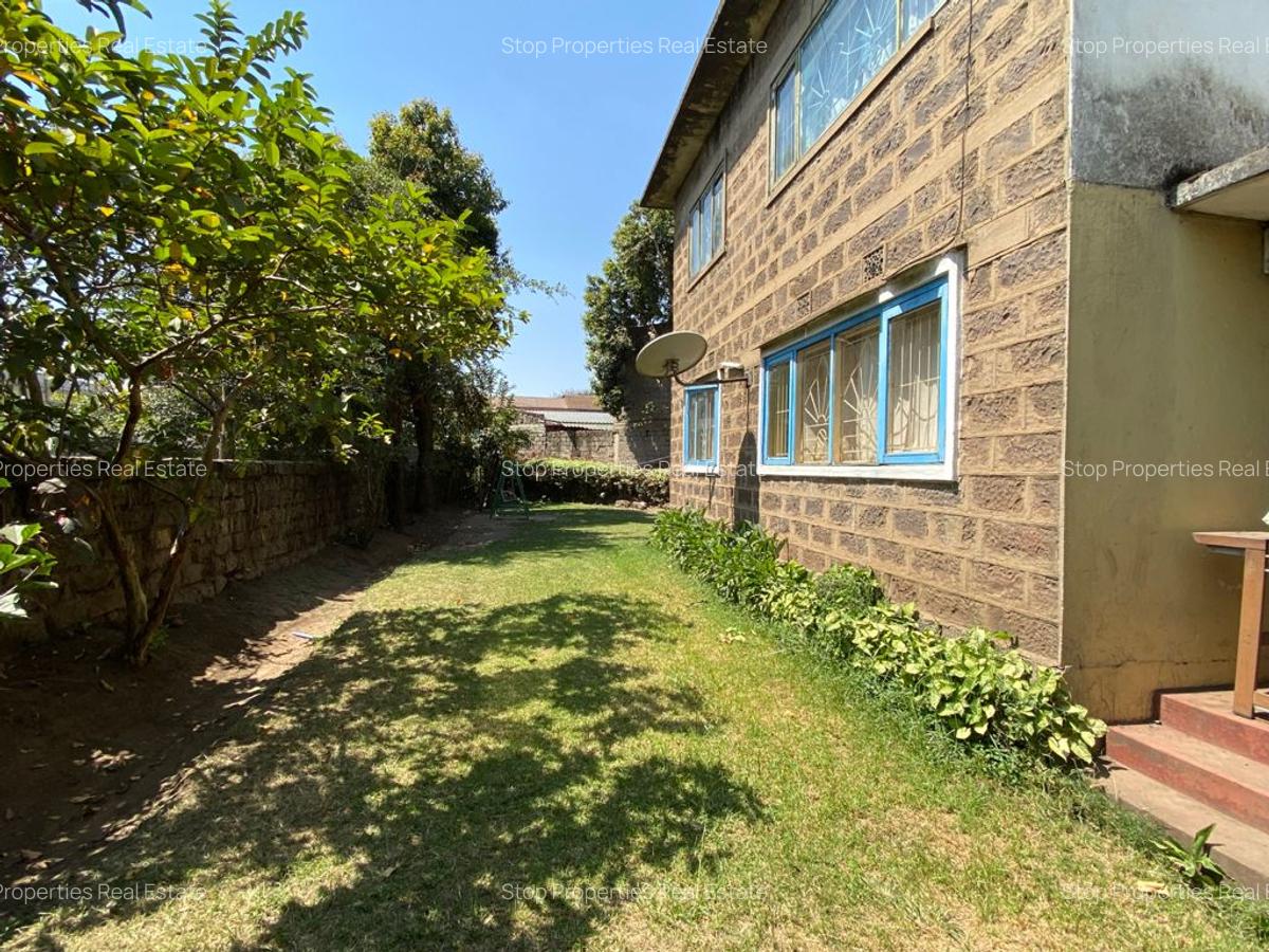 Commercial Property with Parking in Nairobi West - 7