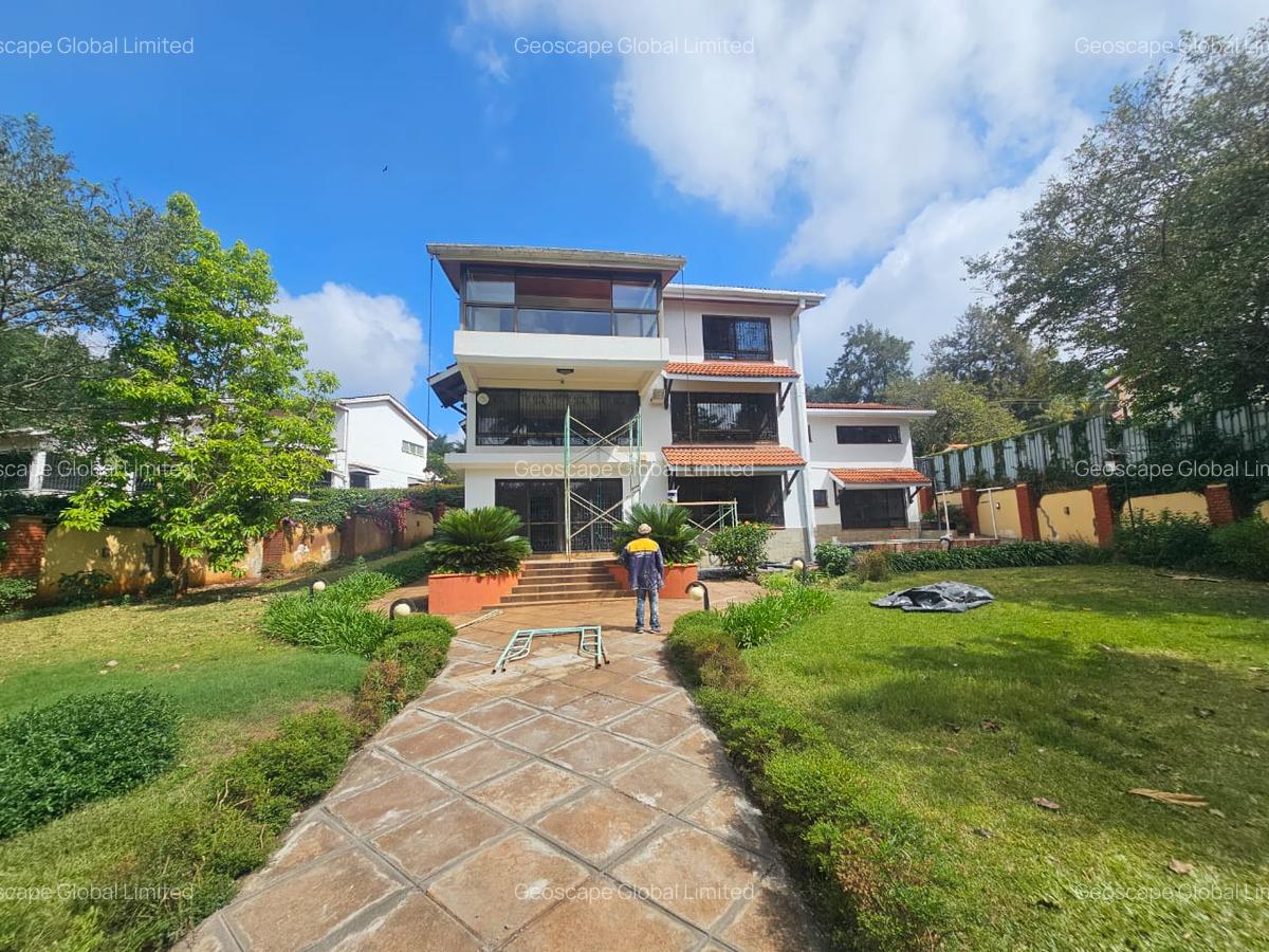 5 Bed House with En Suite in Gigiri - 1