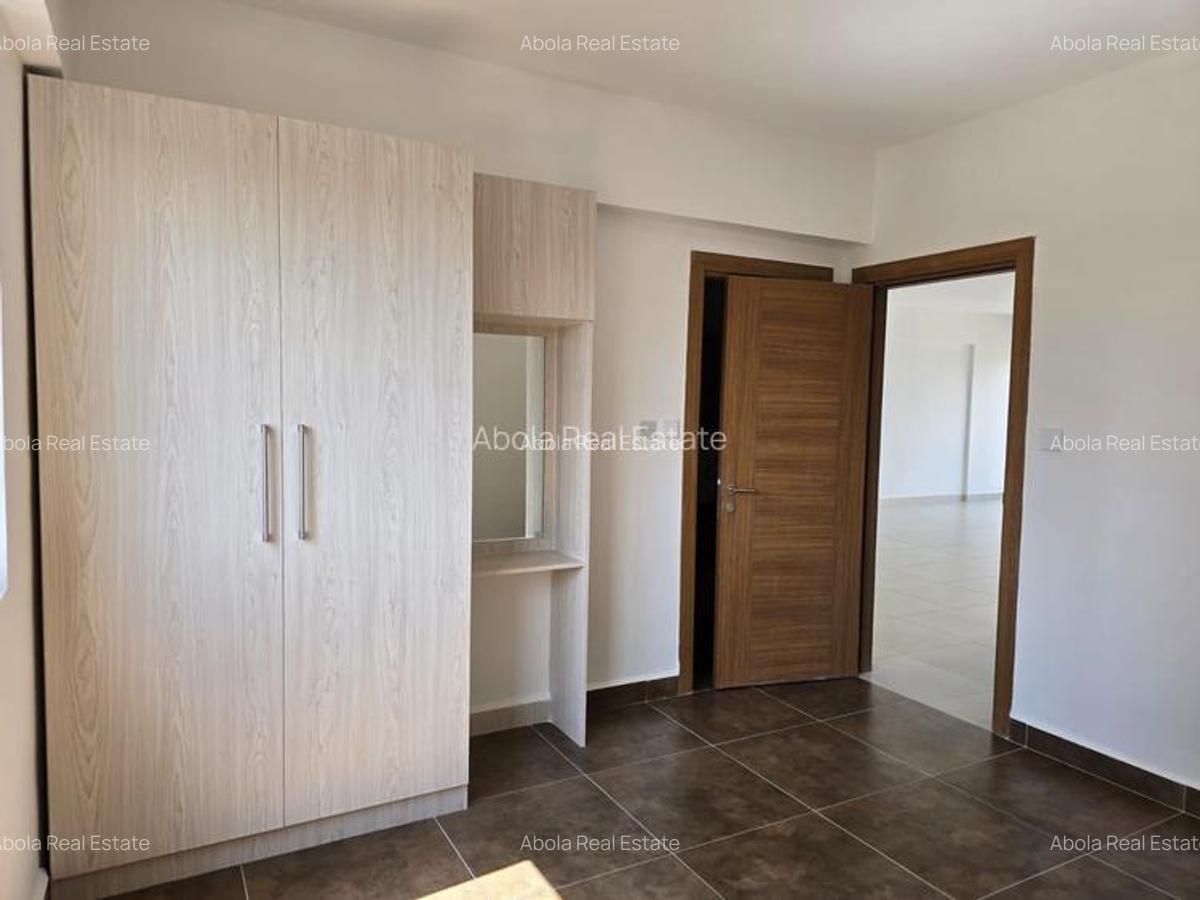 3 Bed Apartment with En Suite in Westlands Area - 19