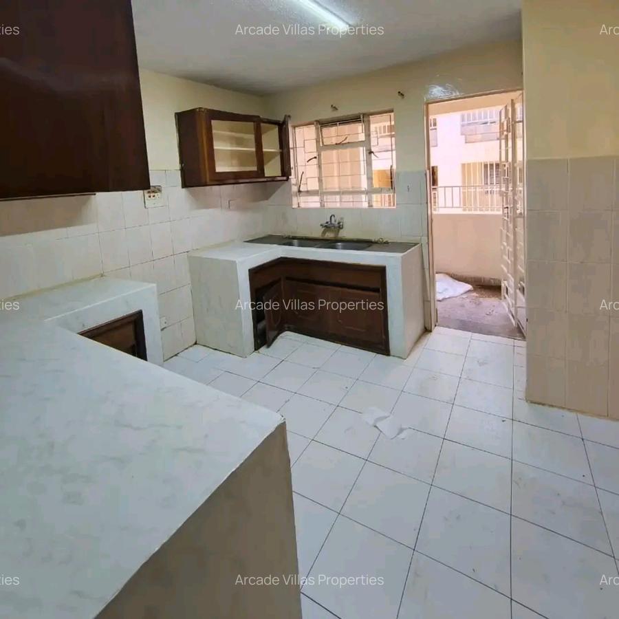 2 Bed Apartment with En Suite at Kileleshwa - 4