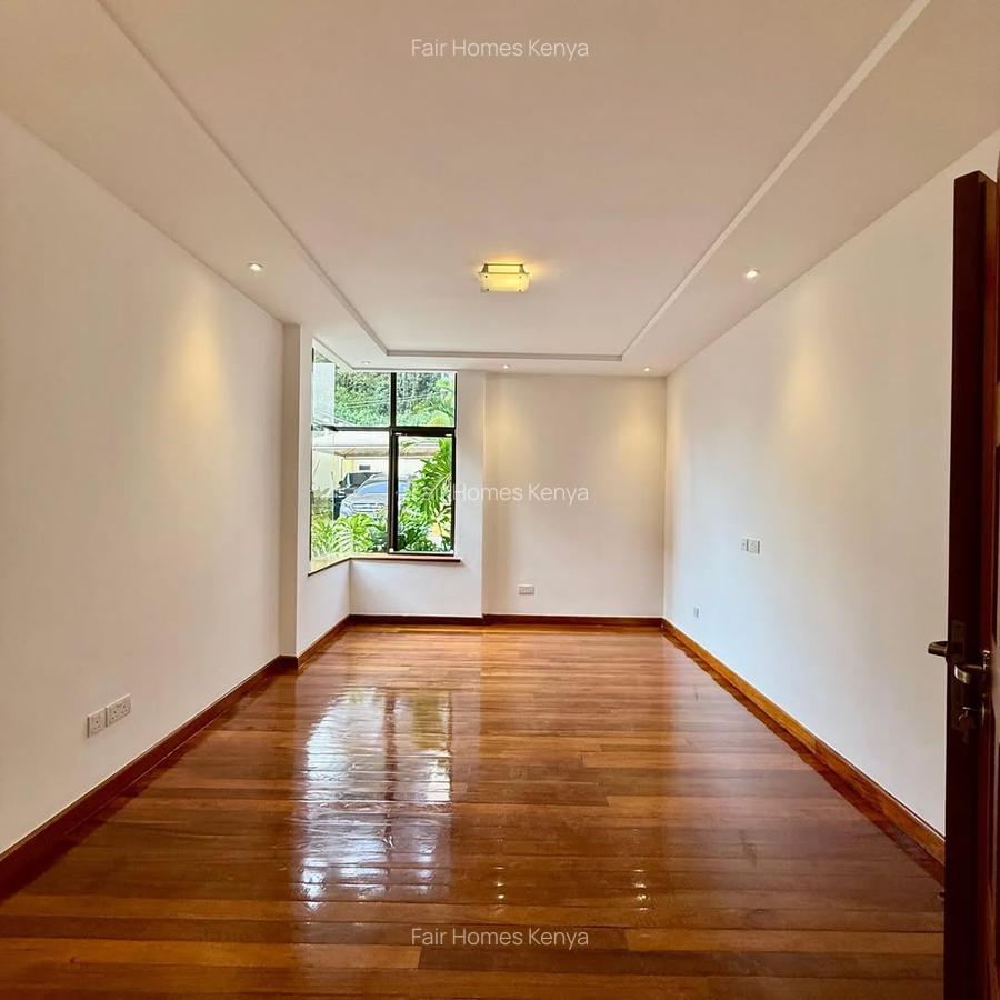 4 Bed Townhouse with En Suite at Kaputei Gardens - 16