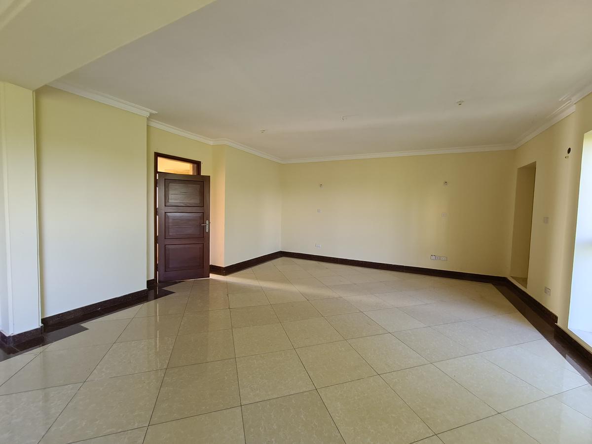 3 Bed Apartment with En Suite in Nyali Area - 16