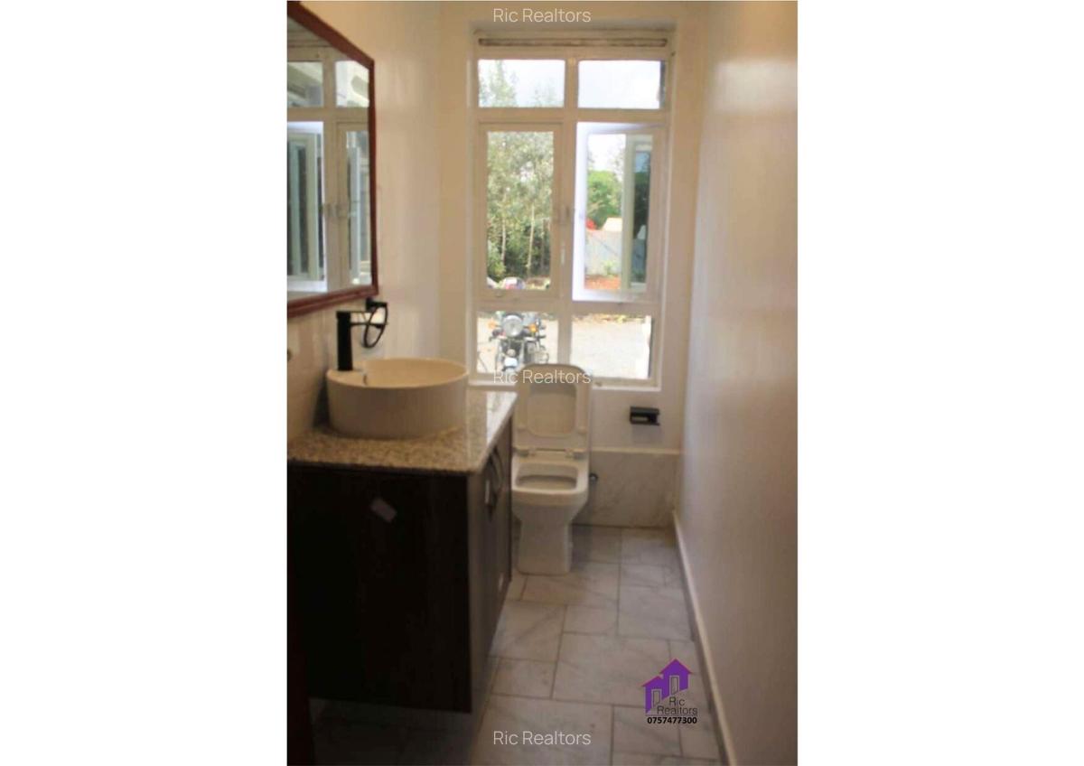 3 Bed Townhouse with En Suite at Silanga Road - 13