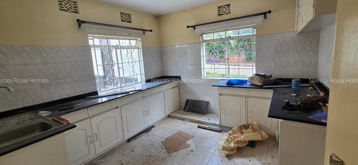 3 Bed Townhouse with En Suite at Kileleshwa - 20