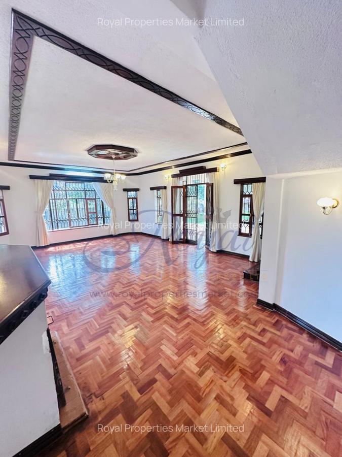 5 Bed House with En Suite in Runda - 3