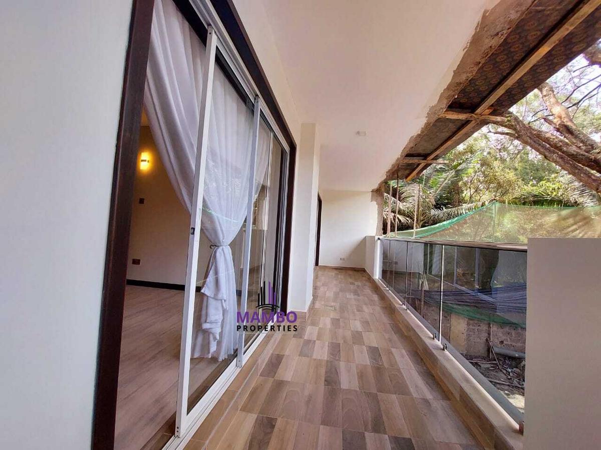 2 Bed Apartment with En Suite at Riverside Drive - 7