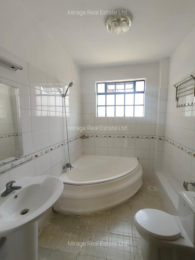 4 Bed Apartment with Swimming Pool in Kileleshwa - 8