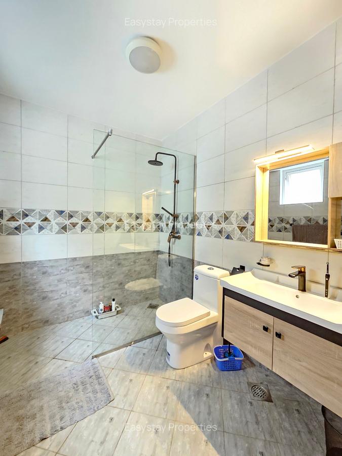 3 Bed Apartment with En Suite in General Mathenge - 8