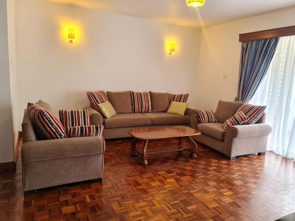 3 Bed Apartment with Swimming Pool in Kilimani - 18