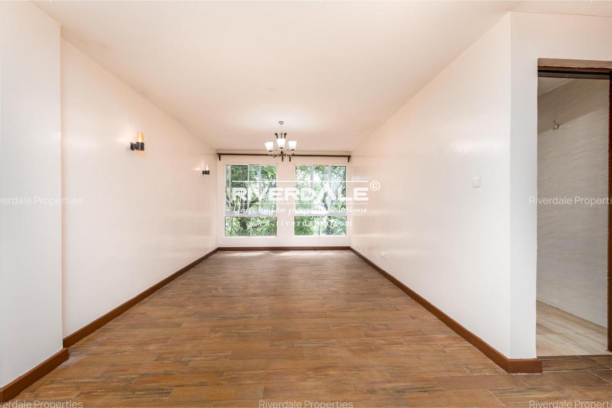 4 Bed Apartment with En Suite in Westlands Area - 9