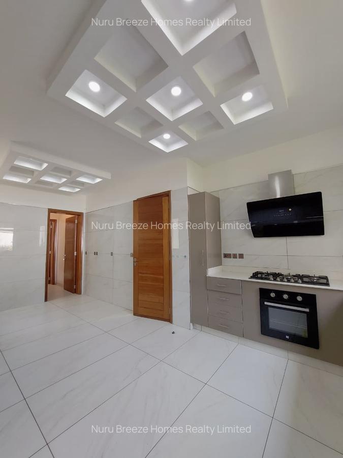 6 Bed Townhouse with En Suite in Lavington - 9