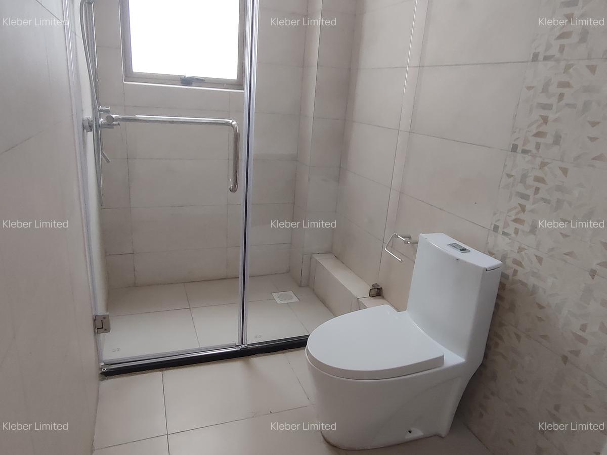 4 Bed Apartment with En Suite in Lavington - 12