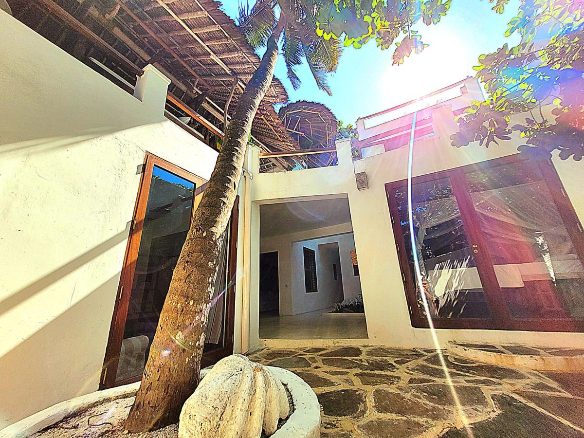 4 Bed Villa with En Suite in Diani - 12