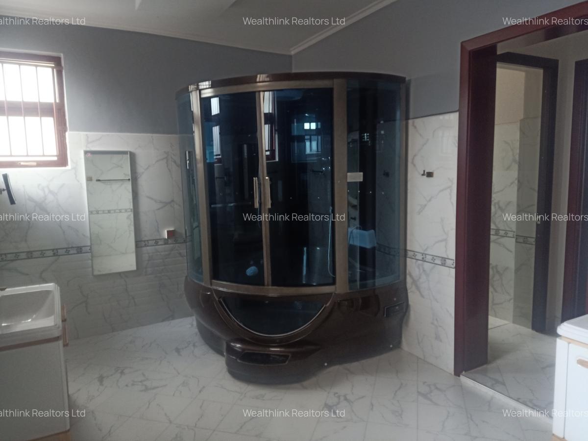 5 Bed House with En Suite at Muthaiga North - 9