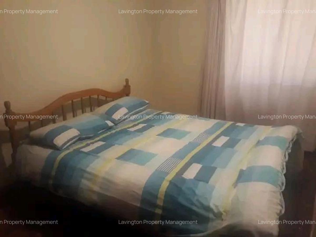 4 Bed House with En Suite at Lavington - 11