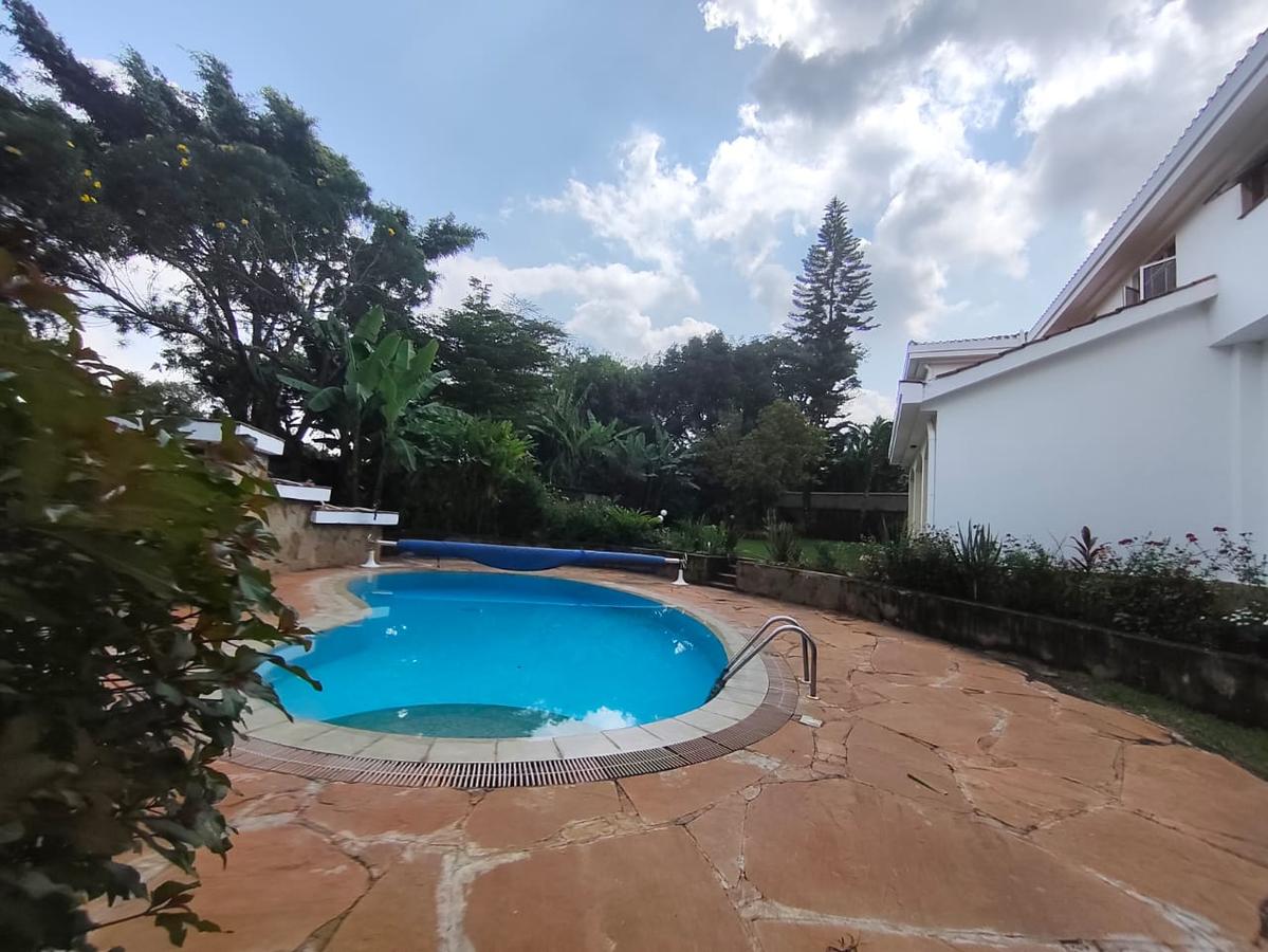 5 Bed House with Swimming Pool in Runda - 2