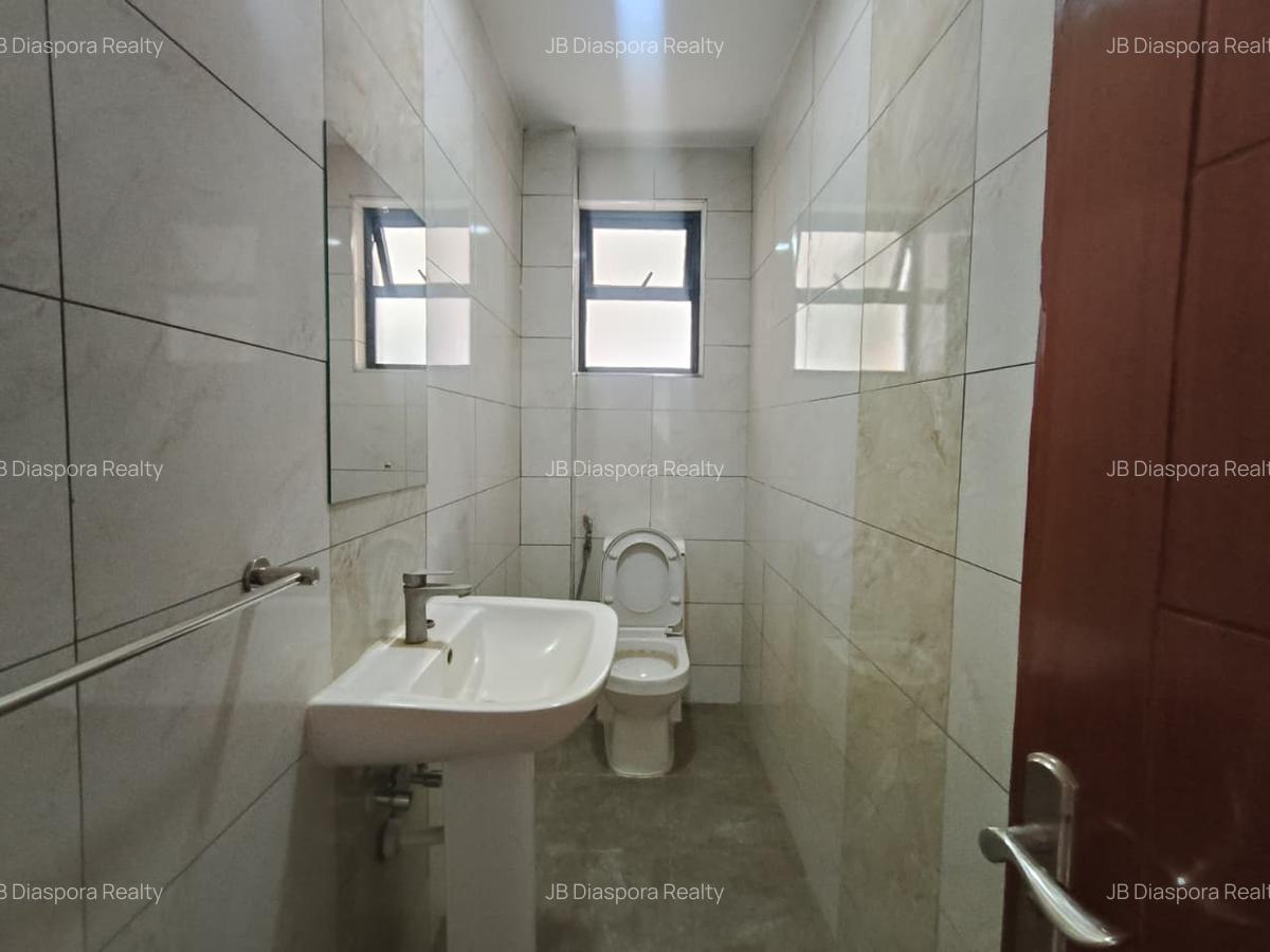 2 Bed Apartment with En Suite in General Mathenge - 7