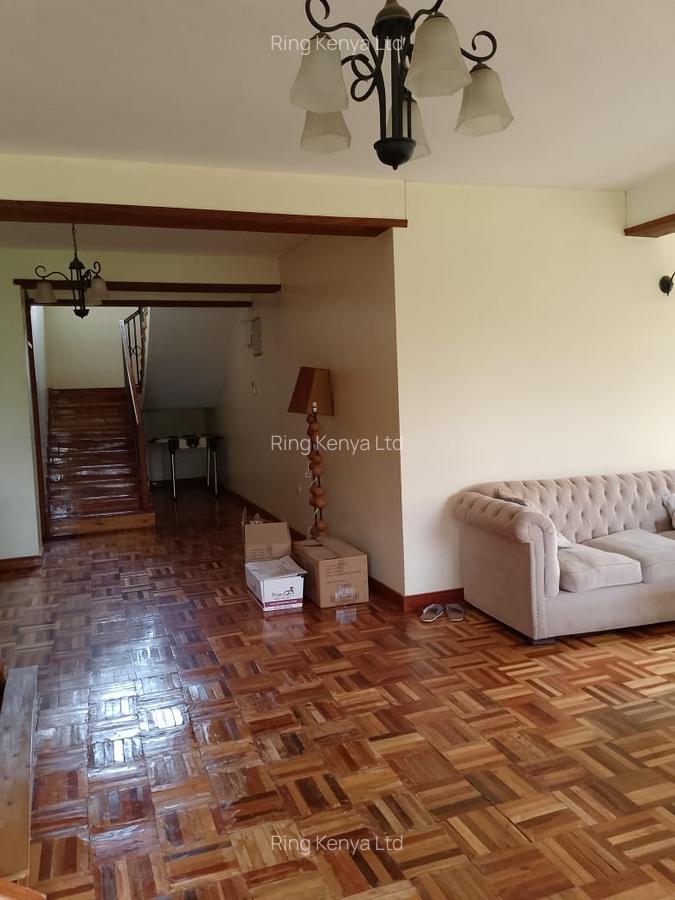 6 Bed Townhouse with En Suite in Runda - 3