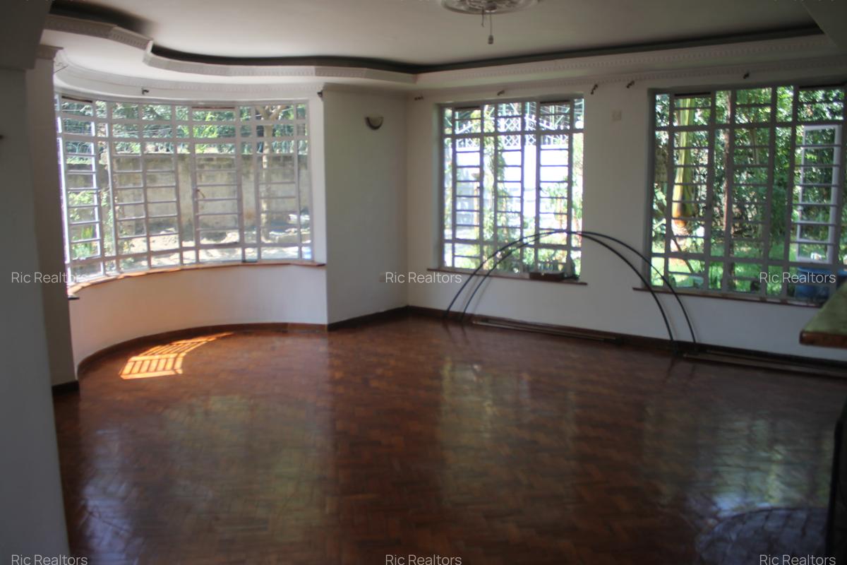 4 Bed House with Staff Quarters at Kerarapon - 7