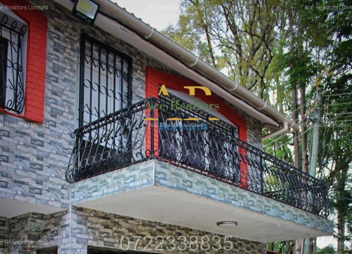 6 Bed Townhouse with En Suite at Brookside - 2