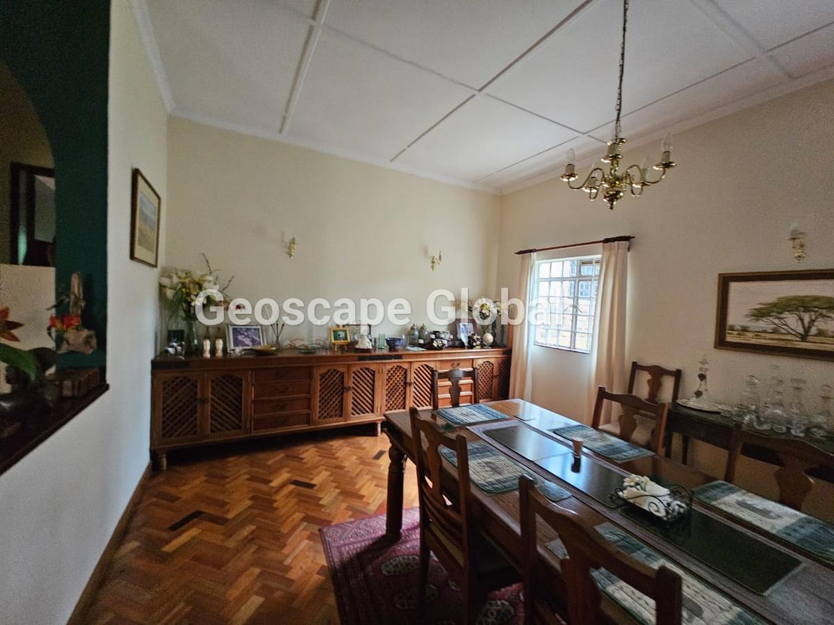 4 Bed House with En Suite in Muthaiga - 11