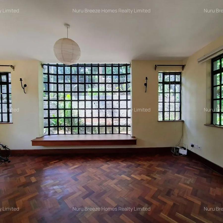 4 Bed House with En Suite in Muthaiga - 12