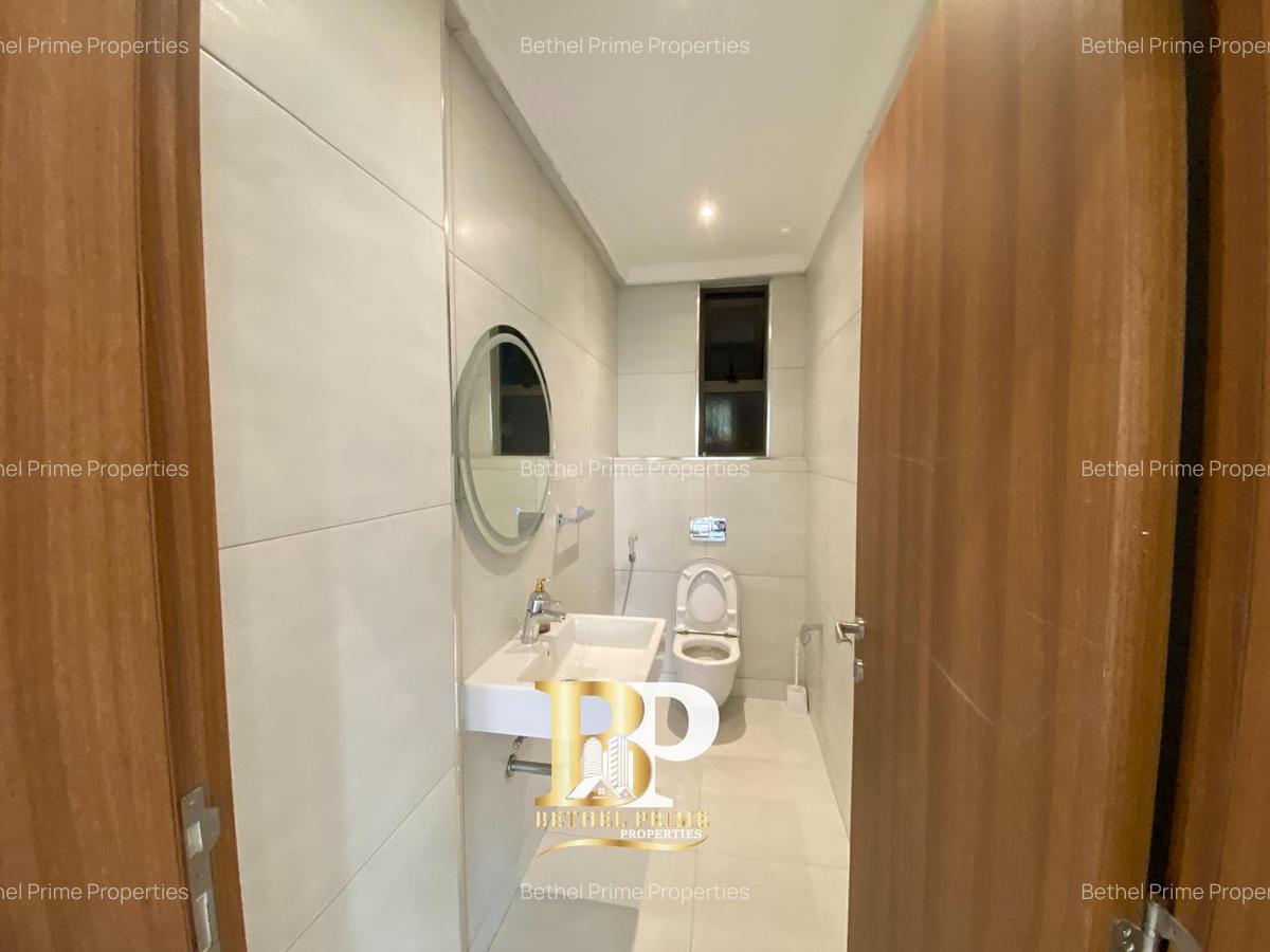 2 Bed Apartment with En Suite in Westlands Area - 11