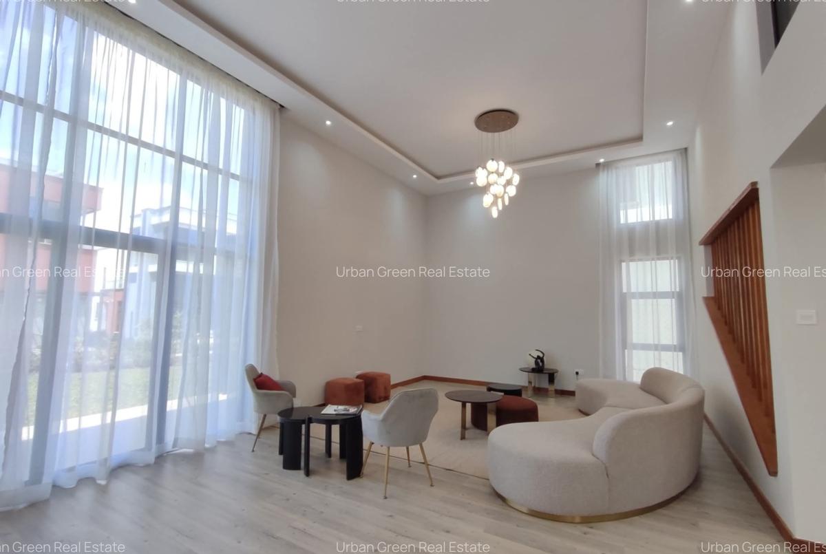 4 Bed Villa with En Suite at Membley - 2