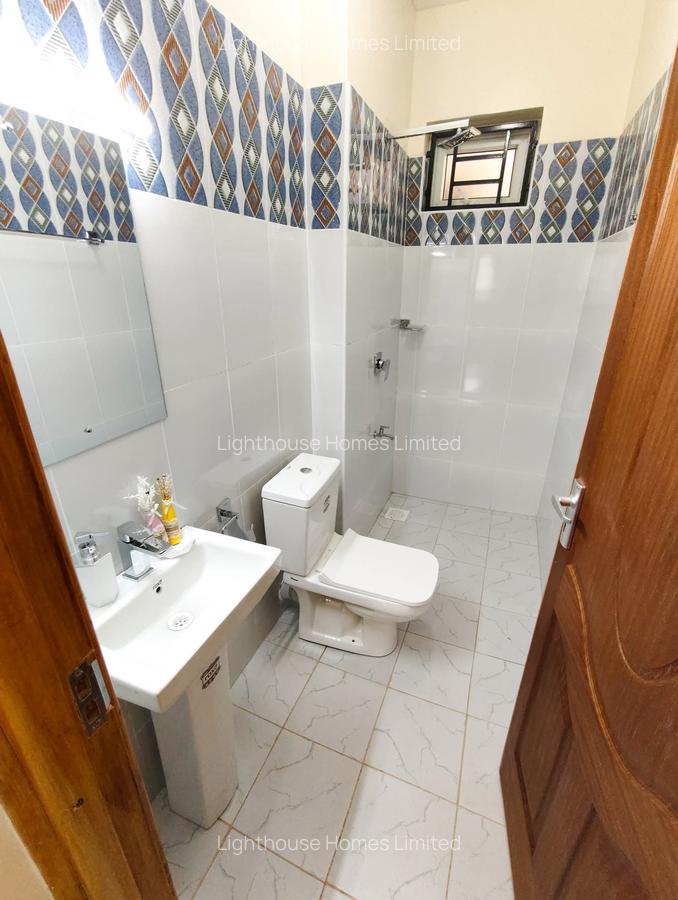 2 Bed Apartment with Borehole at Racecourse - 6