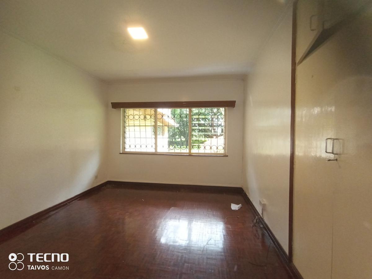 3 Bed House with En Suite at Off Runda Dr - 8
